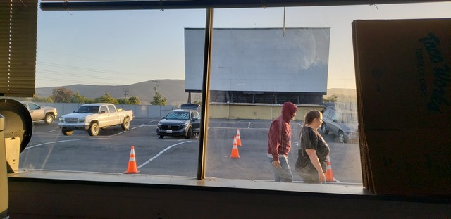 Nice Size Screen Sunset DI  SLO