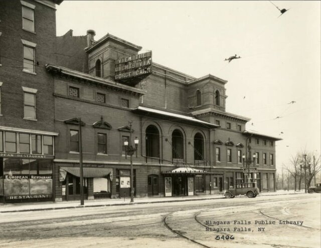 1925 photo courtesy of the Niagara Falls Public Library Local History Dept.