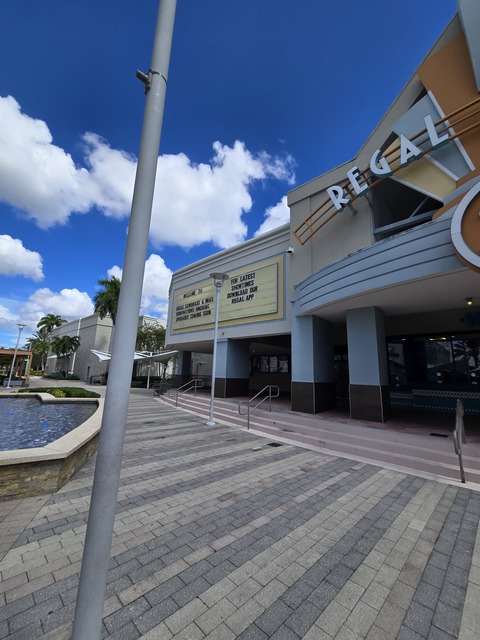 Regal Cinemas Sawgrass 23