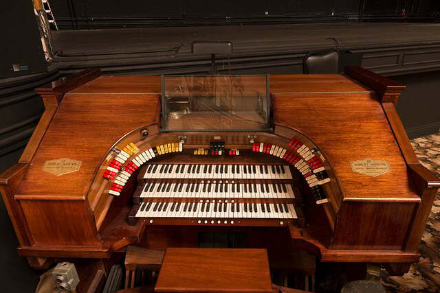 Jefferson Theatre’s Robert Morton theatre pipe organ.