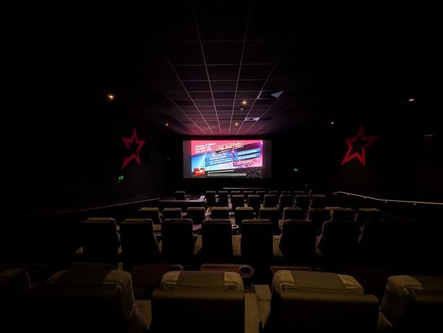 Screen 4 after recliner refurbishment