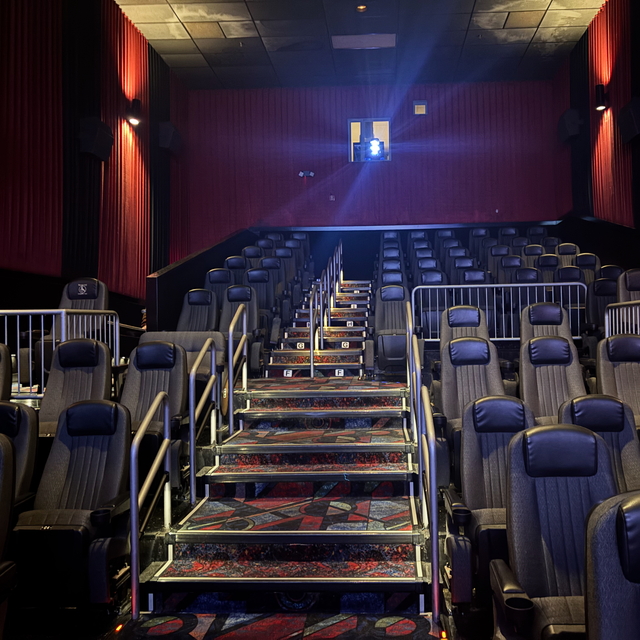 Regal Burlington 20 Theater 