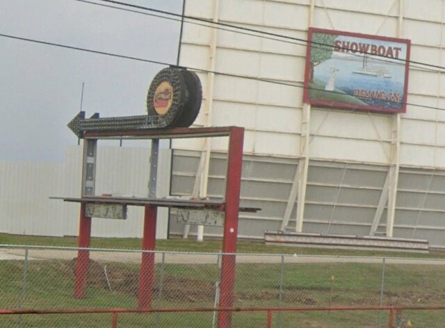 Showboat Drive-In