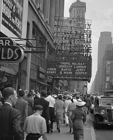Loew's State Theatre