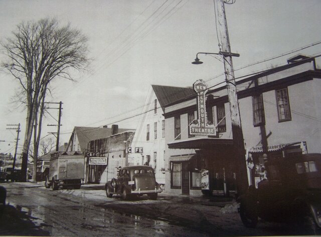 Flying Monkey Movie House & Performing Arts Theatre