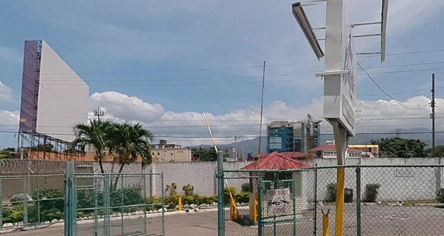 New Kingston Drive-In