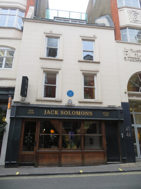 Cannon Moulin Complex