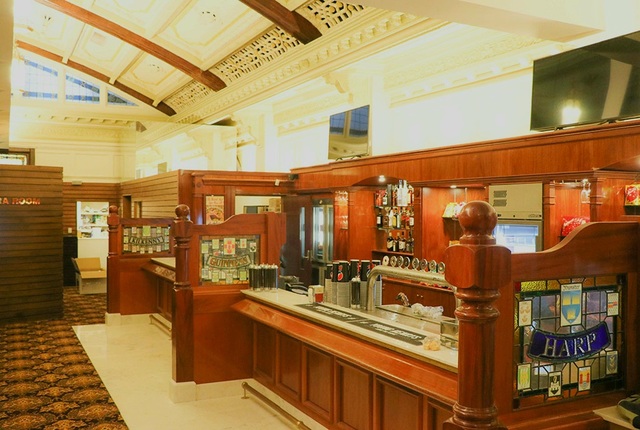 Elizabeth Picture Theatre