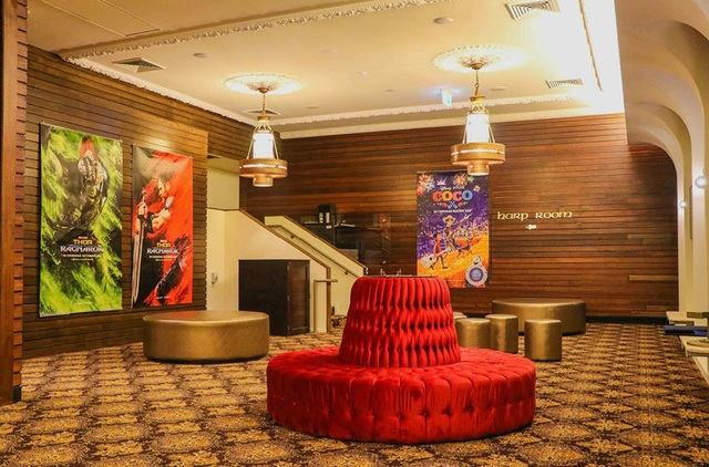 Elizabeth Picture Theatre