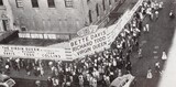 The Line for a Gala Preview of "Love Is a Many Splendored Thing" (1955)