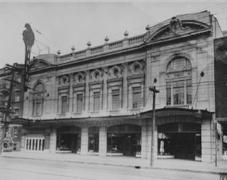 Rialto Theatre