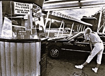 Grand River Drive-In 30200 Grand River Avenue, Farmington, MI 