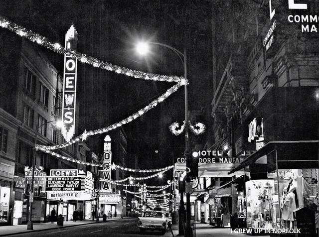 Loews Theater, December 1960