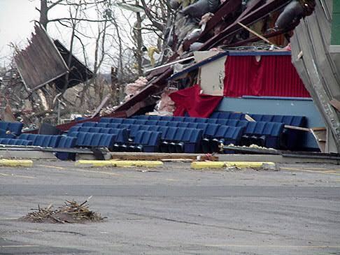 Van Vert Cinemas devastated by an F4 tornado 11-10-02