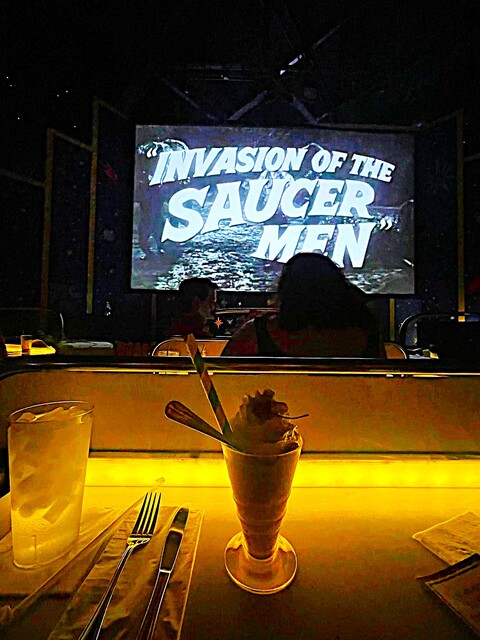 Sci-fi Dine-in Theatre Restaurant 351 S. South Drive, Lake Buena Vista, FL 