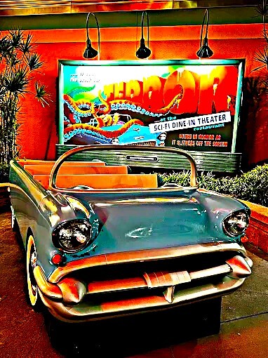 Sci-fi Dine-in Theatre Restaurant 351 S. South Drive, Lake Buena Vista, FL