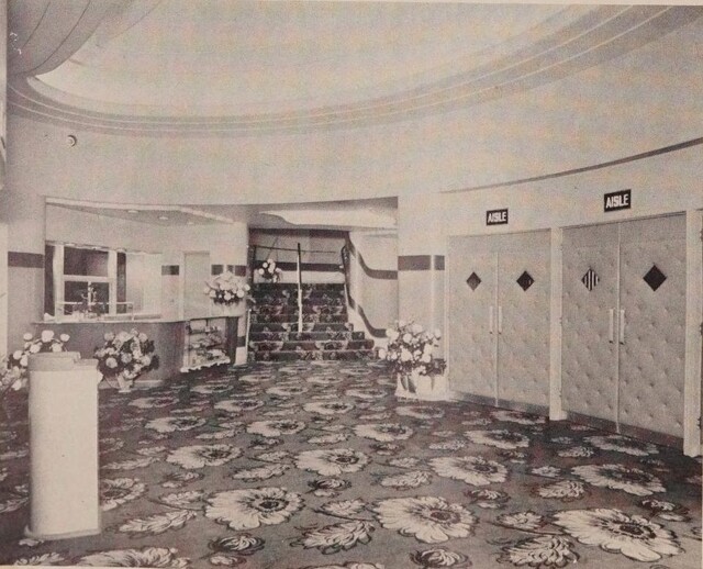 Theater Architect: Robert E. Collins (1950)