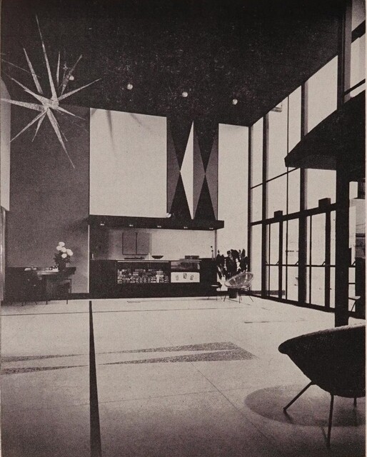 Theater Architect: Frank Gruys (1954) 