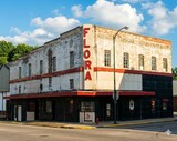 ["Flora Theater"]
