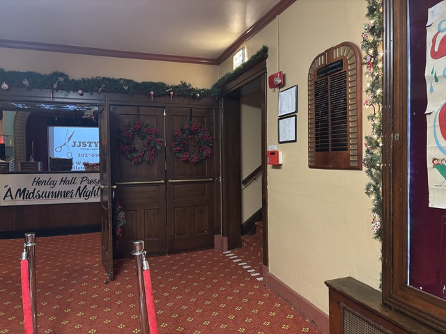 The Everett Theatre Lobby 