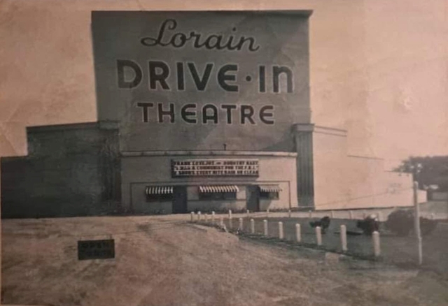 Lorain Twin Drive-In