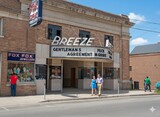 ["Breeze Theater"]