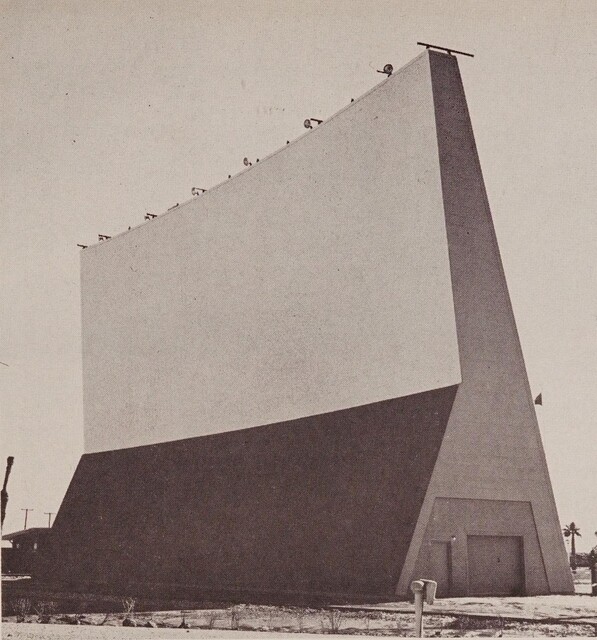 Theater Architect: John J McNamara (1958)