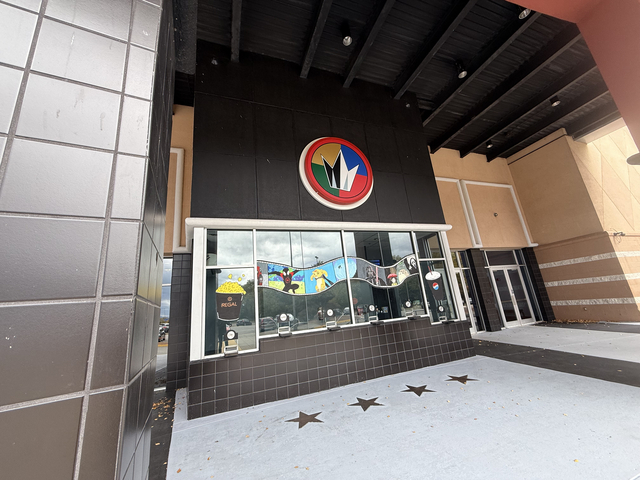 Valley View Grande Stadium 16