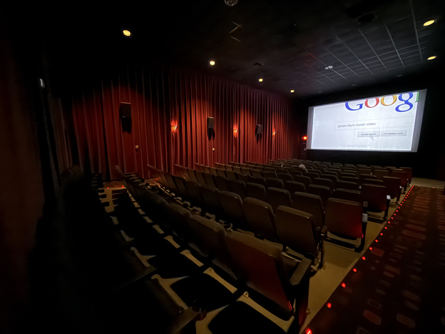 AMC Classic Salem Valley 8