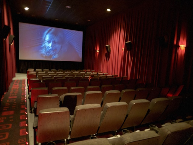 AMC Classic Salem Valley 8