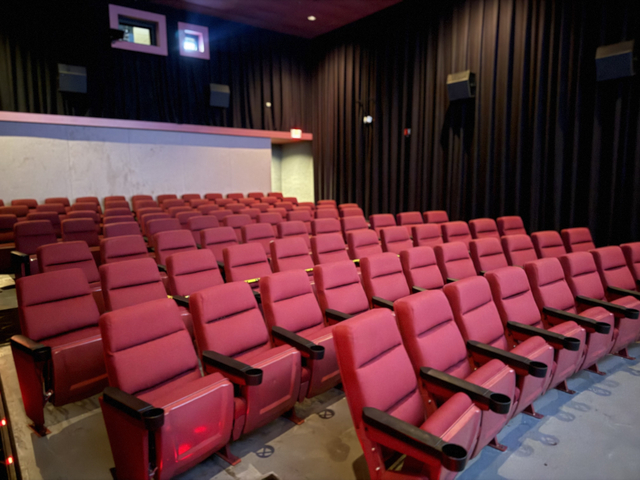 AMC Classic Roanoke 10