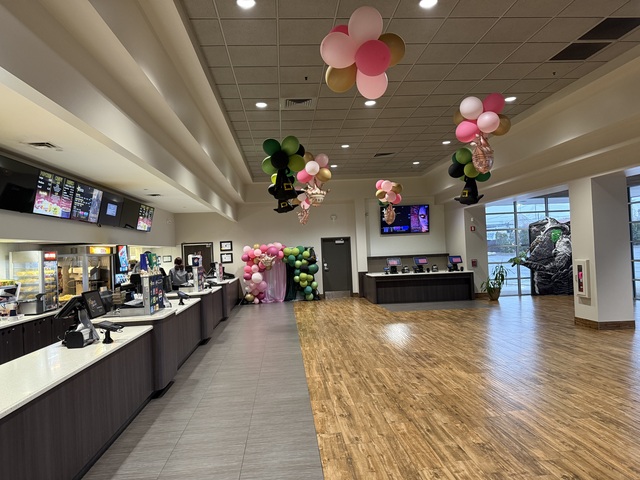 Golden Star Theaters Austintown Cinema