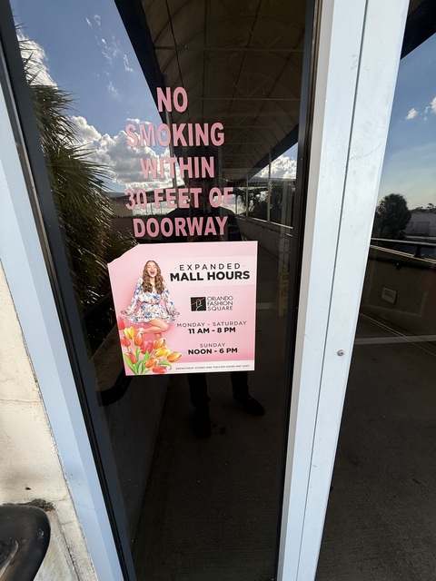 Premiere Cinema 14 Fashion Square