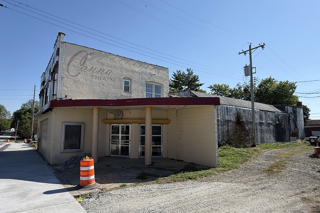 Canna Theatre, Gillespie, IL