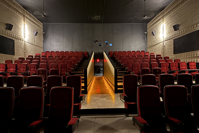 Stadium Theatre, Jerseyville, IL – Screen 1