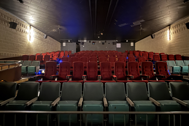 Stadium Theatre, Jerseyville, IL – Screen 2
