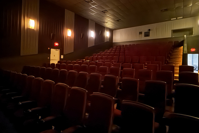 Stadium Theatre, Jerseyville, IL – Screen 3