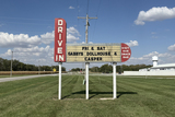 ["Sky View Drive-In, Litchfield, IL"]