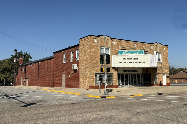 Roxana Cine, Roxana, IL