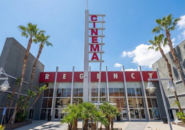 Regency Foothill Cinema Stadium 10