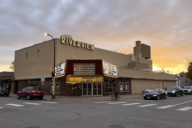 Riverview Theatre, Minneapolis, MN