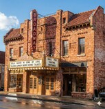 ["Broadway Theatre"]