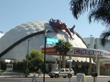 ["Cinerama Hollywood"]