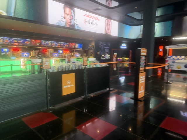 Regal Dania Pointe 4DX, RPX ScreenX & VIP