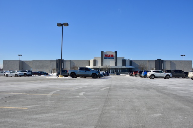 MJR Chesterfield Crossing Digital Cinema 16