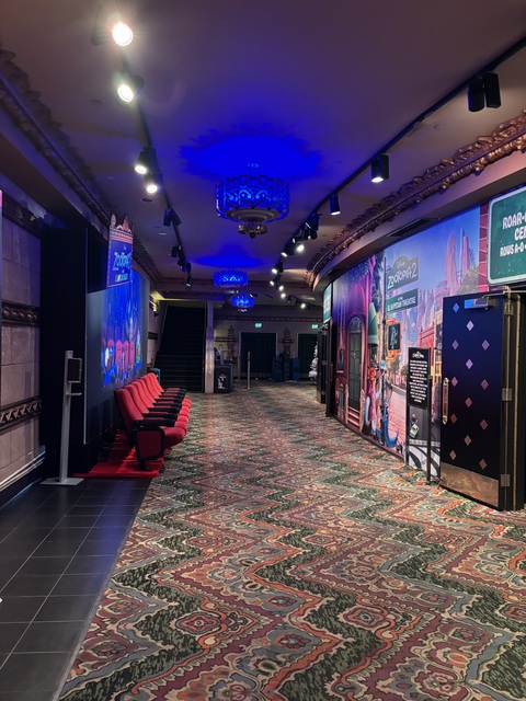El Capitan Theatre Hallway