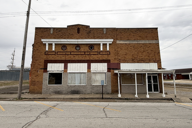 Nox Theatre, Carrier Mills, IL