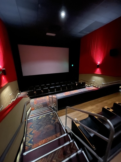 Regal Magnolia Place 16