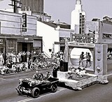 ["Major Theatre 333 N. San Fernando Boulevard, Burbank, CA - 1952"]