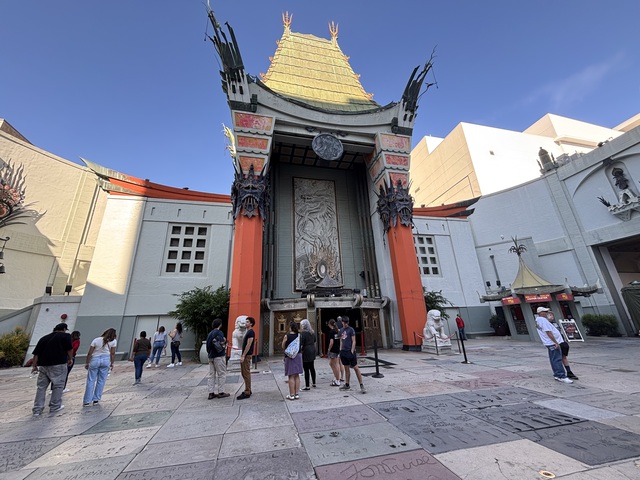 TCL Chinese Theatre Front Exterior Courtyard